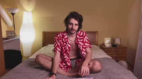 Snapshot of julian_cassablanca chatting on 01.21.25 julian_cassablanca online show from 01.21.25