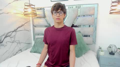 Snapshot of julian_steward chatting on 01.14.26 julian_steward online show from 01.14.26