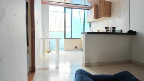 julian_wallace online show from 10.28.25