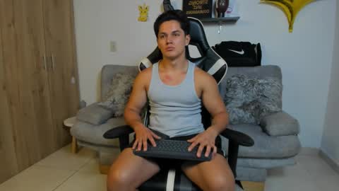 Snapshot of julian_wallace chatting on 01.17.26 julian_wallace online show from 01.17.26