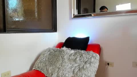 julian_wallace online show from 03.23.26