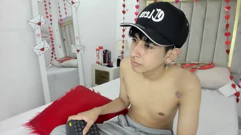 Julian online show from 02.12.26