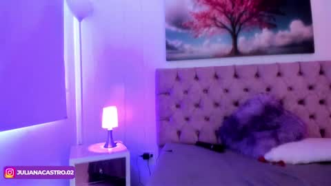 Snapshot of julianaa_castro chatting on 03.01.25  JULIANA CASTRO online show from 03.01.25