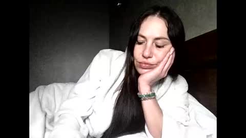 Snapshot of julianagold1 chatting on 04.02.26 julianagold1 online show from 04.02.26