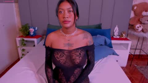 Snapshot of julianamiller chatting on 01.30.25 juli online show from 01.30.25