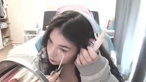 Snapshot of julianesanzo chatting on 06.20.26 MIa online show from 06.20.26