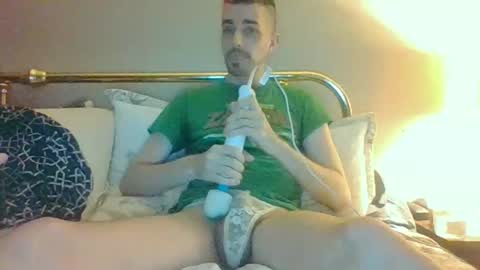 Snapshot of julianjj2001 chatting on 03.07.25 julianjj2001 online show from 03.07.25