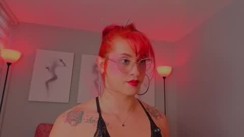 Snapshot of julianna_saenz chatting on 03.23.26 Juliana online show from 03.23.26