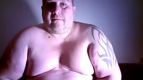 Snapshot of julianoparno chatting on 01.19.25 Juliano online show from 01.19.25