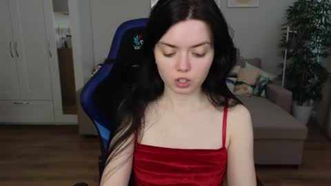 Snapshot of juliaortega_ chatting on 07.17.26 Julia online show from 07.17.26