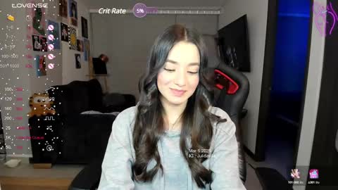 Snapshot of julidavila chatting on 03.07.25 Jeimy Help me to reach 100 thumbs up online show from 03.07.25