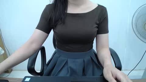 julie9x online show from 04.16.26