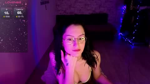 Snapshot of julie__rayls chatting on 04.08.26 see u next time 1700 UTC 0 3 online show from 04.08.26