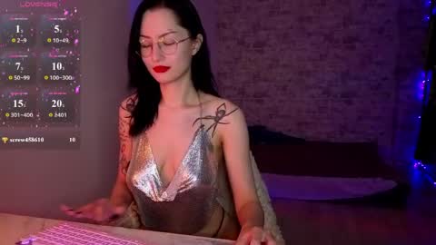 Snapshot of julie__rayls chatting on 05.10.26 see u next time 1700 UTC 0 3 online show from 05.10.26