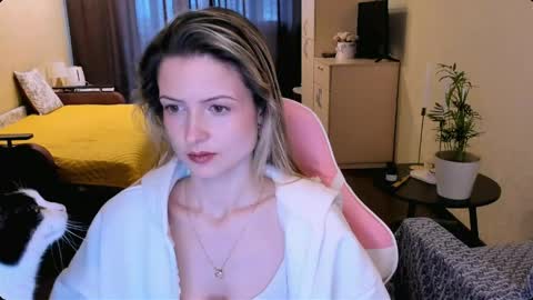 Julie online show from 03.21.26