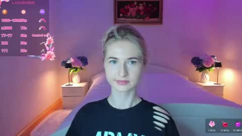 Snapshot of julieblazex chatting on 06.16.26 julieblazex online show from 06.16.26