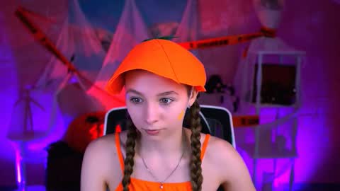 juliedaniel online show from 10.31.25