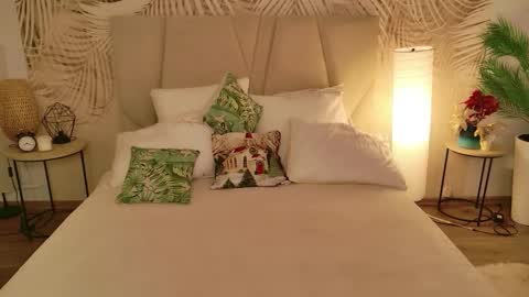 juliehill online show from 02.25.26