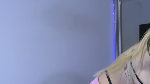 Julia online show from 11.27.25