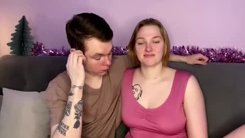 Julie and Thomas online show from 12.15.25