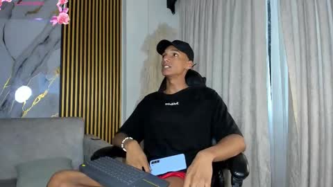 Julien online show from 11.25.25