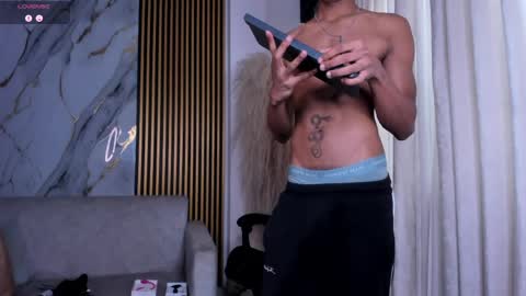 Snapshot of juliensaint_ chatting on 05.31.26 Julien online show from 05.31.26