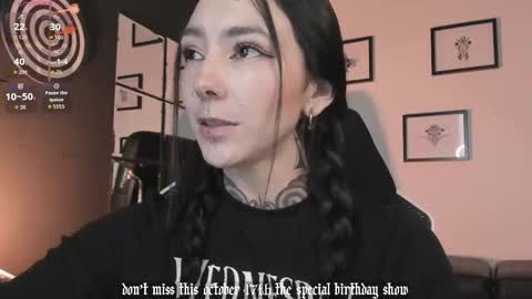 juliet_sourire online show from 10.04.25