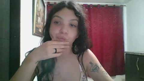 Snapshot of julieta969028 chatting on 06.24.26 Nati online show from 06.24.26