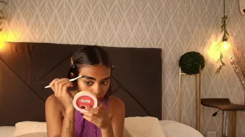Snapshot of julieta_aguilar chatting on 04.29.26 Juli online show from 04.29.26