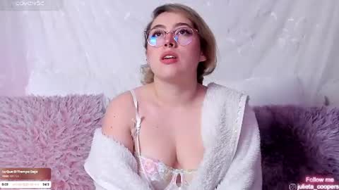 Snapshot of julieta_cooper20 chatting on 07.14.26 Juli online show from 07.14.26