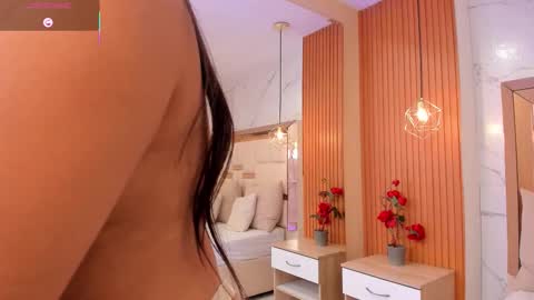 Snapshot of julieta_rose__ chatting on 02.04.26 online show from 02.04.26