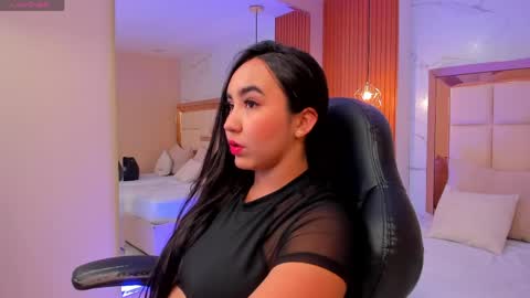 Snapshot of julieta_rose__ chatting on 05.02.26 online show from 05.02.26