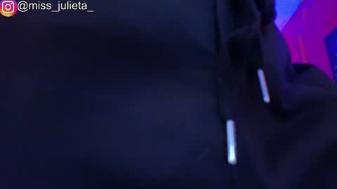 Snapshot of julieta_russell chatting on 06.12.26 Julieta online show from 06.12.26