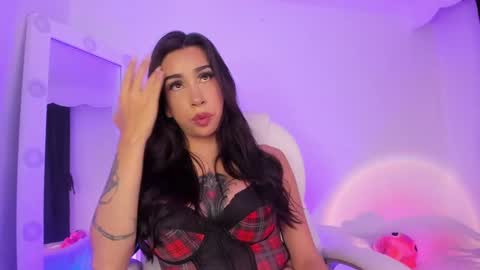 Snapshot of julietabomgv chatting on 12.27.24 julietabomgv online show from 12.27.24