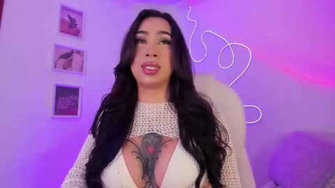 Snapshot of julietabomgv chatting on 02.28.25 julietabomgv online show from 02.28.25