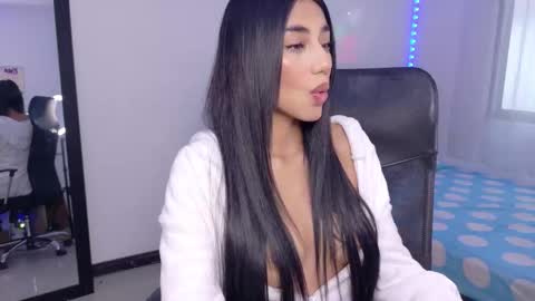 Julieta online show from 02.24.26