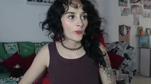 Snapshot of julietajaguar chatting on 12.10.24 Julieta Jaguar online show from 12.10.24