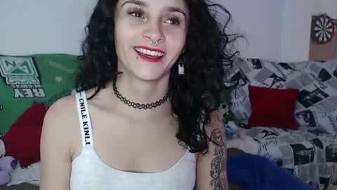 Snapshot of julietajaguar chatting on 12.26.24 Julieta Jaguar online show from 12.26.24