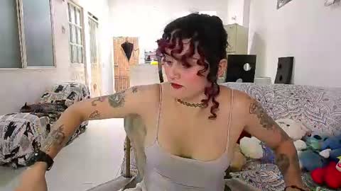 Snapshot of julietajaguar chatting on 06.15.26 Julieta Jaguar online show from 06.15.26