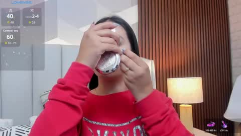 Julieta Santos online show from 04.10.26