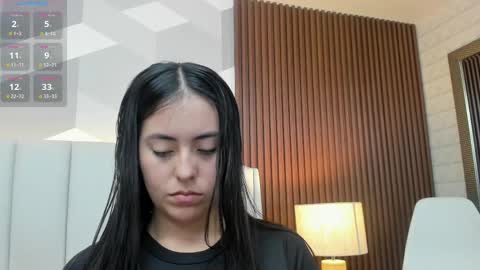 Snapshot of julietasantos__ chatting on 05.27.26 Julieta Santos online show from 05.27.26