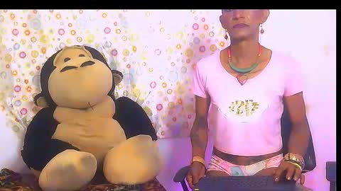 Julieth Wolf online show from 02.05.26