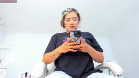 Julietha online show from 01.25.25