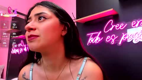 Snapshot of juliethcruz chatting on 01.13.26 online show from 01.13.26