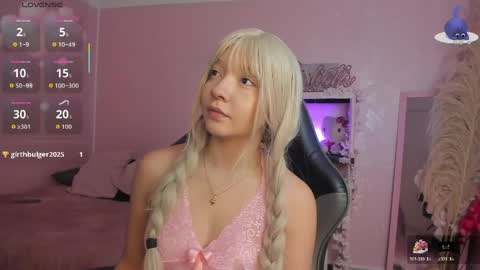 Snapshot of juliethmosss chatting on 04.18.26 Julieth online show from 04.18.26
