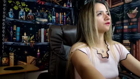 Julietta Jackson online show from 01.02.25