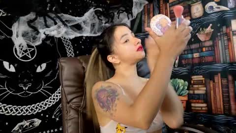 Julietta Jackson online show from 10.04.25