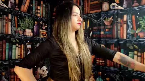 Julietta Jackson online show from 11.25.25