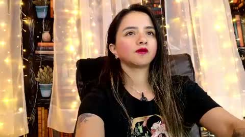 Snapshot of julietta__jackson chatting on 06.10.26 Julietta Jackson online show from 06.10.26