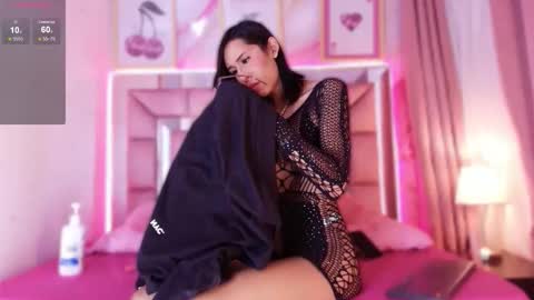   J U L L I E T A F O X   online show from 03.24.26